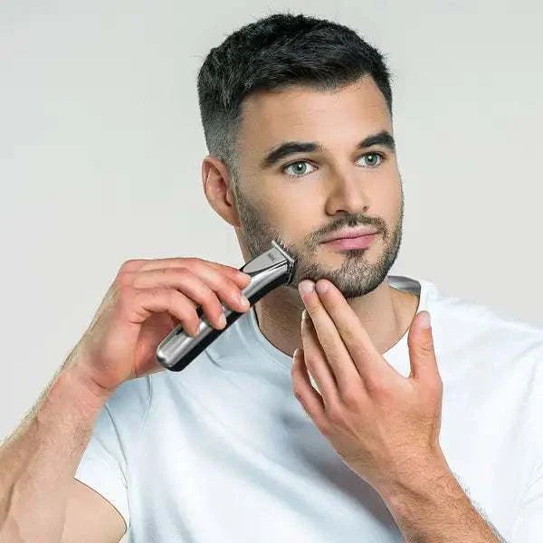 Bart- und Body Trimmer Elite Groom von WAHL mit mehreren Aufsätzen für präzise Körper- und Bartpflege