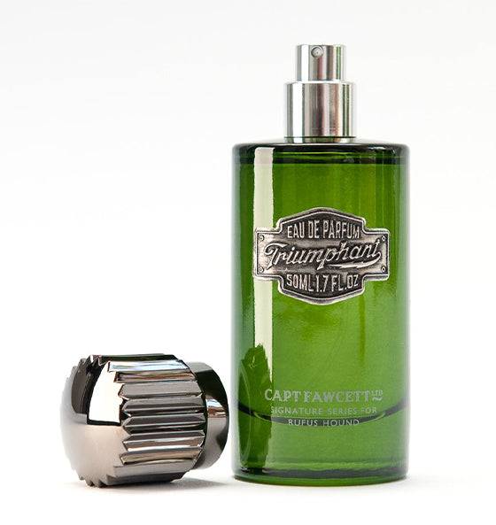 Eau de Parfum Triumphant Captain Fawcett grüner Flakon mit silberner Kappe und Label, Herrenduft mit frischen Frühlingsnoten