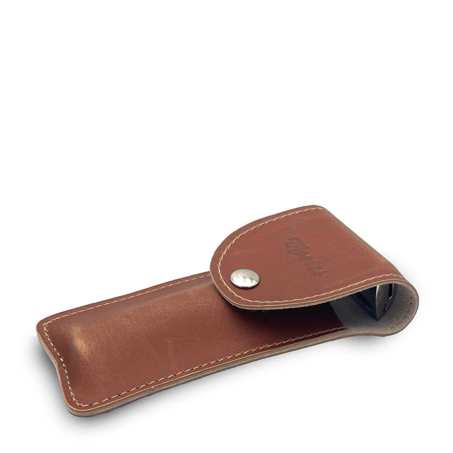 Rasierhobel Etui Mootes aus nachhaltigem Viridis Leder braun mit Druckknopfverschluss
