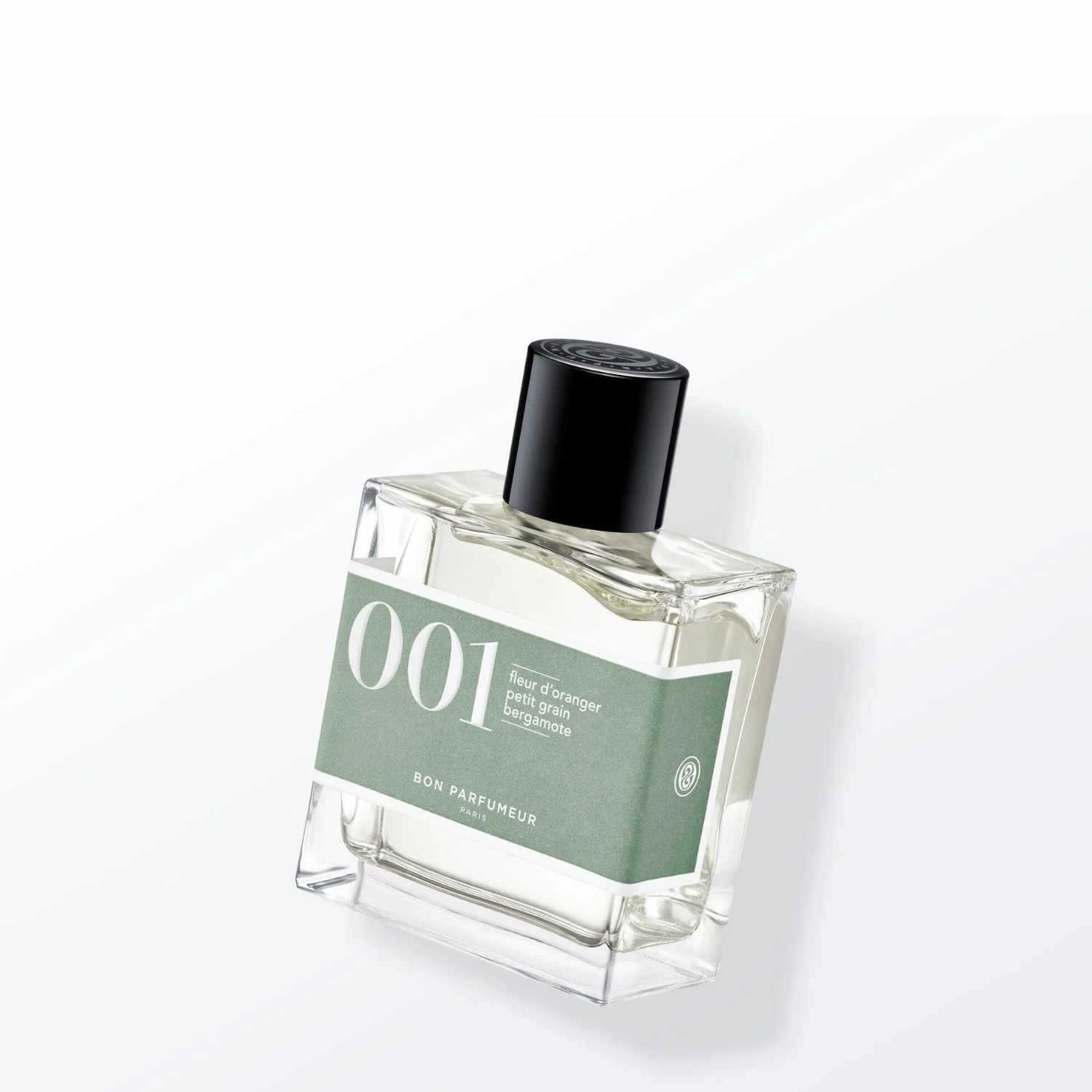 Eau de Parfum 001 - Bon Parfumeur mit frischen Zitrusnoten aus Bergamotte, Zitrone und Mandarine, blumigen Herznoten aus Orangenblüte, Jasmin und Lavendel sowie einer sanften Moschusbasis.