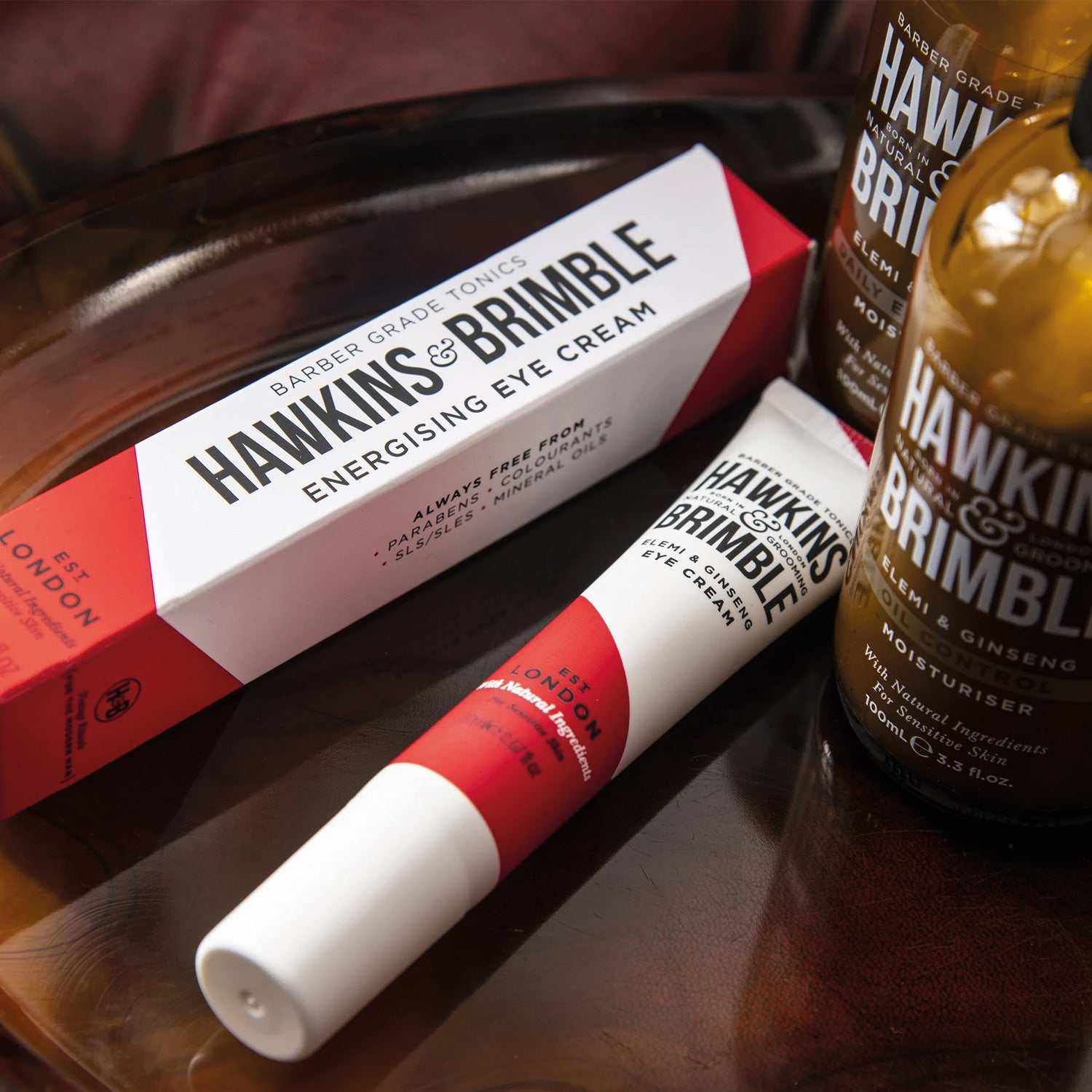 Augencreme von Hawkins & Brimble mit erfrischender Formel gegen Müdigkeit und Falten