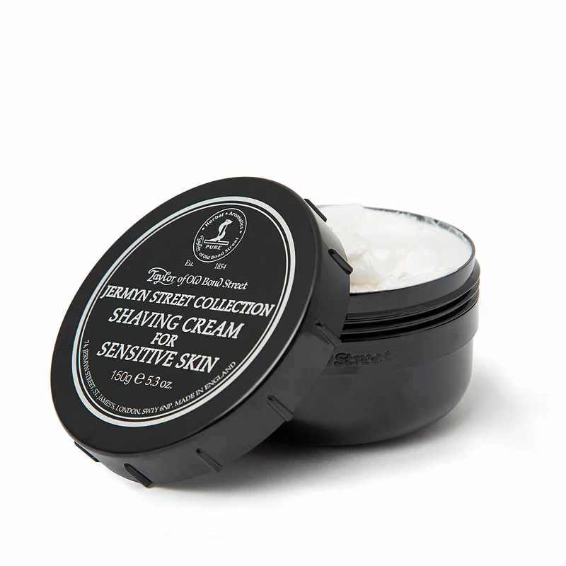 Rasiercreme Jermyn Street Collection von Taylor of Old Bond Street für empfindliche Haut mit cremiger Textur und frischem Zitrusduft