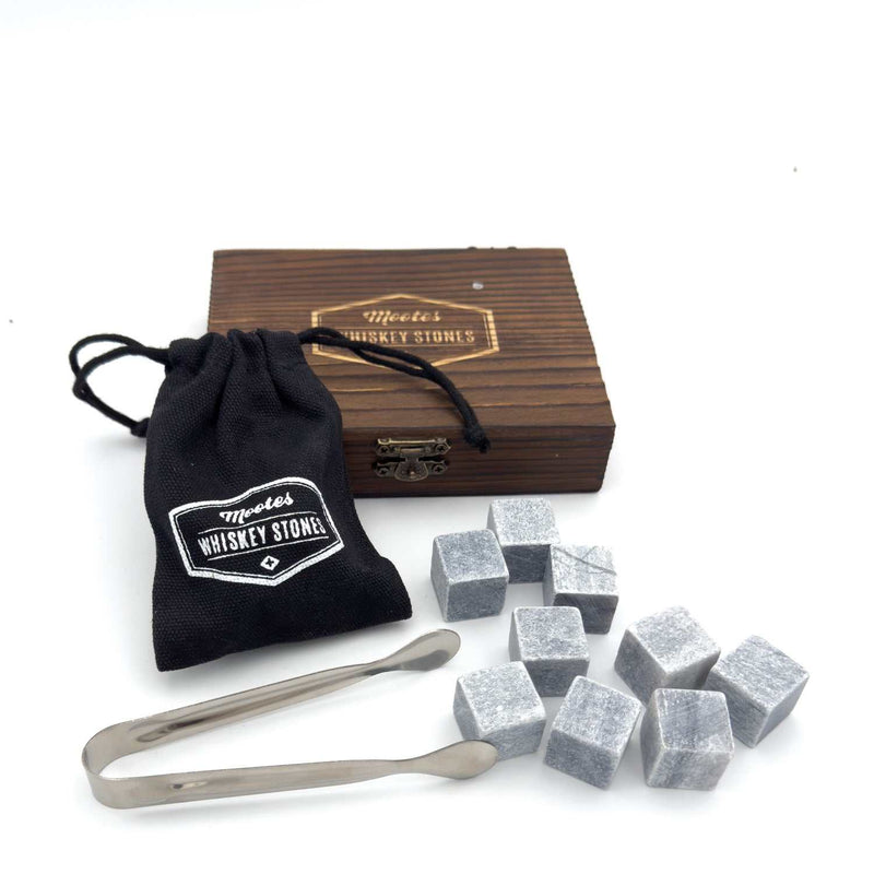 Whiskey Cooling Stones aus Speckstein mit Baumwollbeutel, Edelstahlzange und Holzbox zur gekühlten Whiskyzubereitung ohne Verwässerung